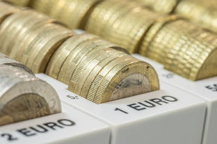 90版百元币当前交易行情解析，退市老钞的价值与市场走向